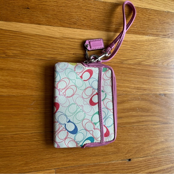 SOLD
Coach wristlet! - Picture 4 of 5